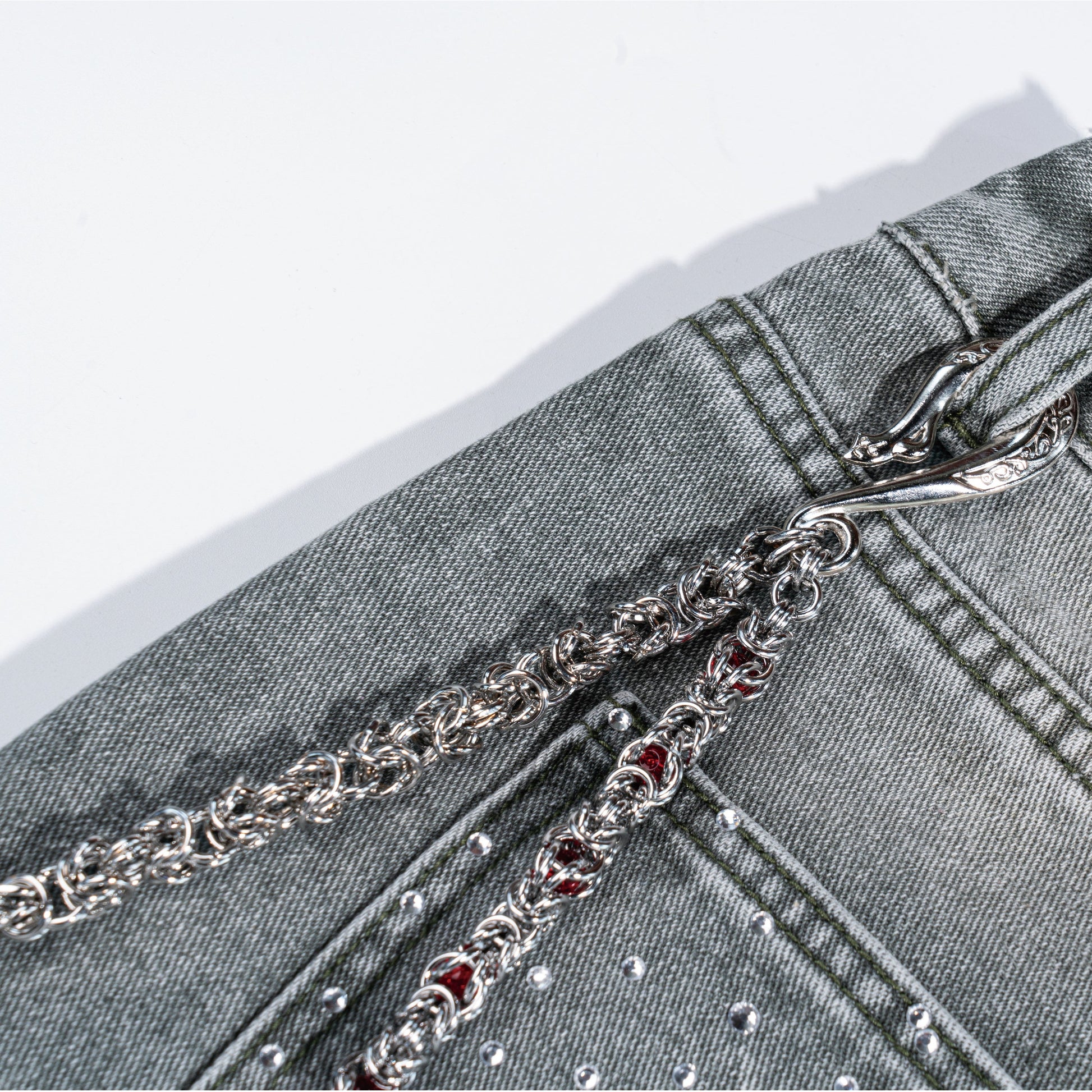 Red Diamond Double - Loop Chain