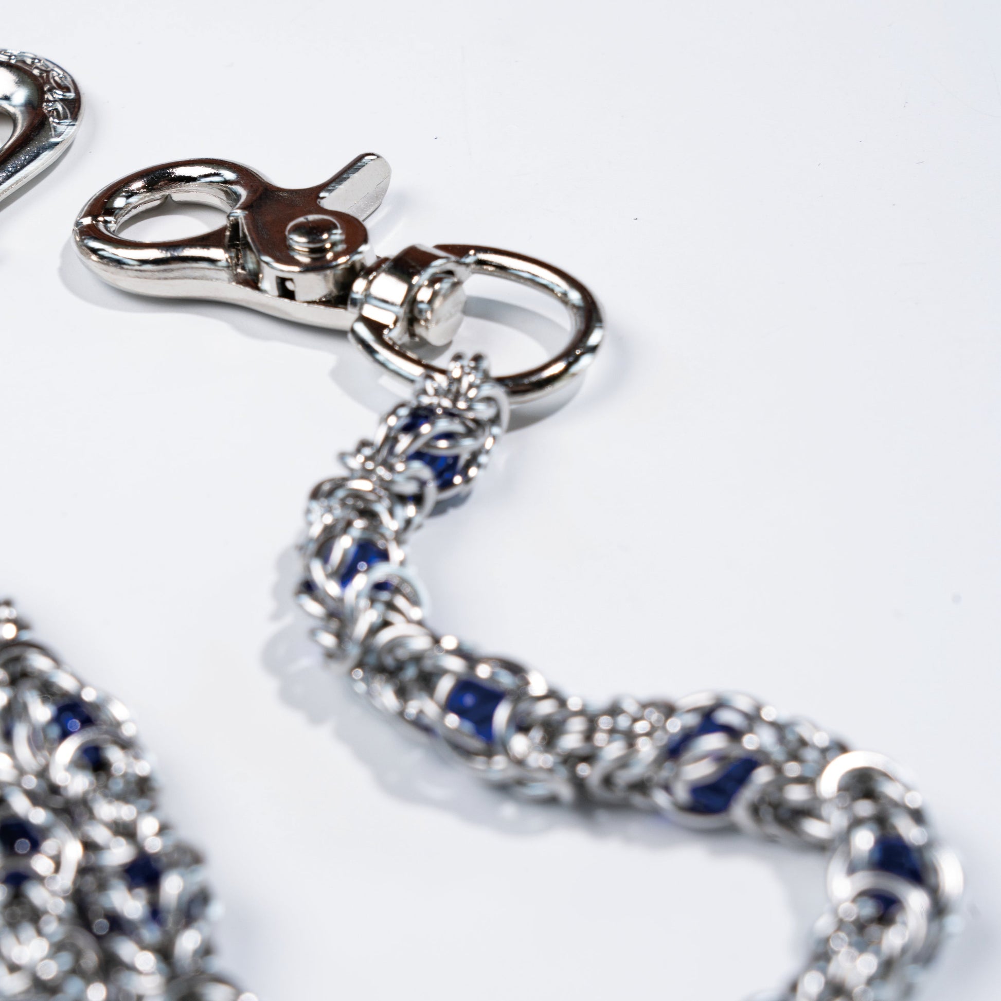 Single chain of blue-purple gemstone