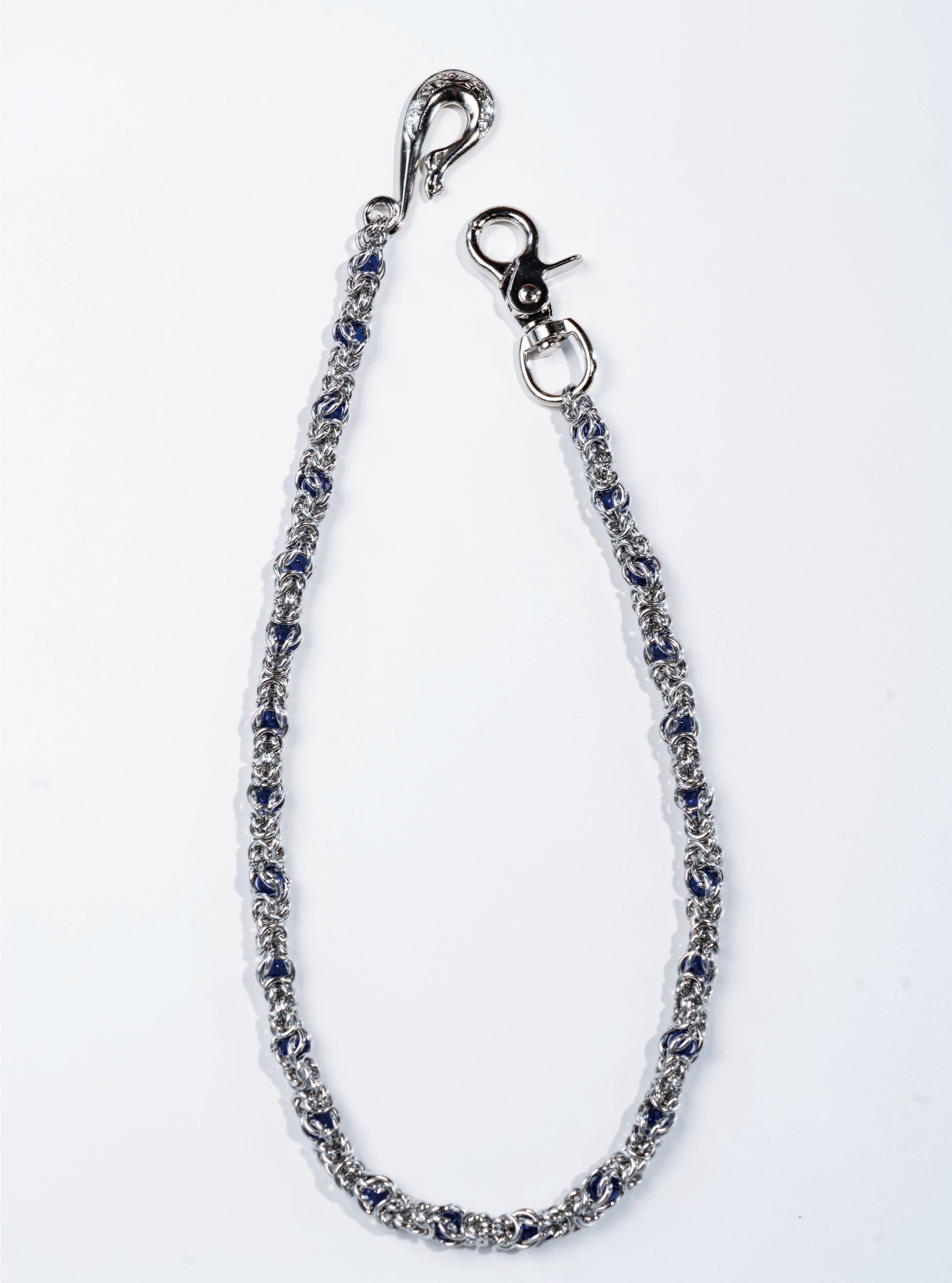 Single chain of blue-purple gemstone