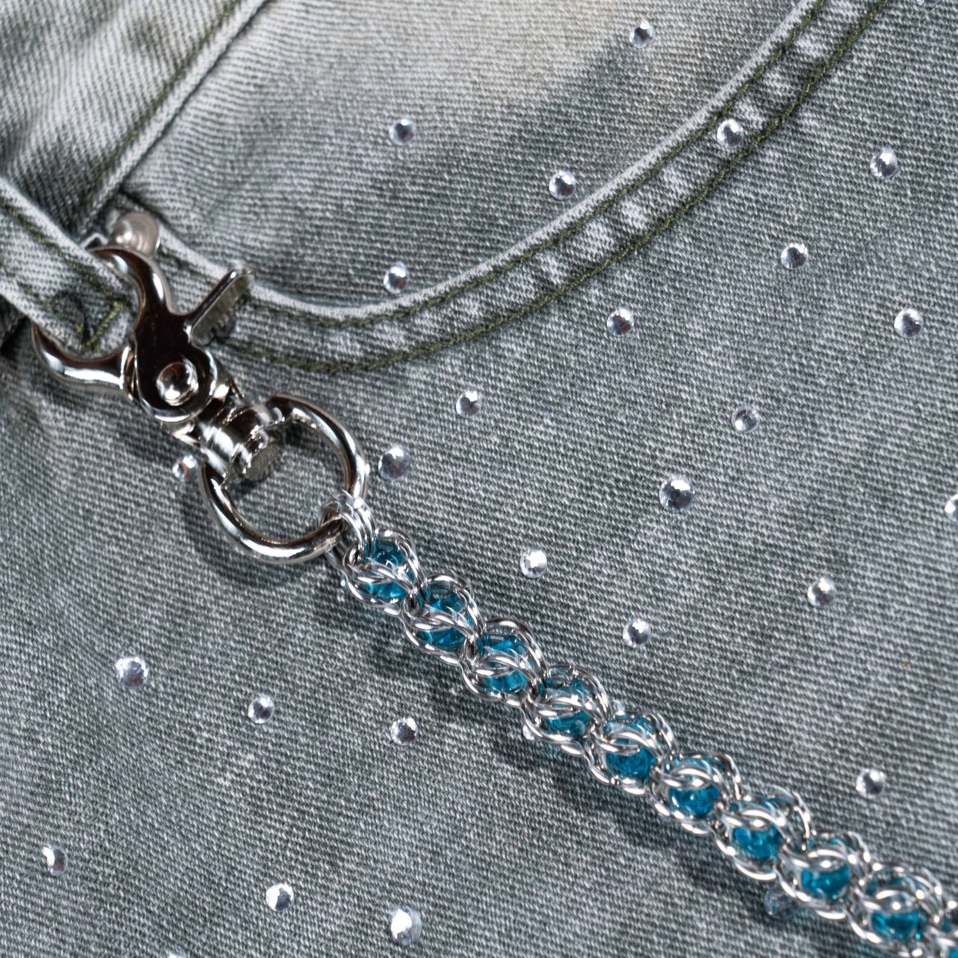 Lake blue single chain